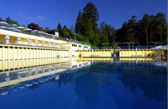 Schwimmbad Wolfensberg